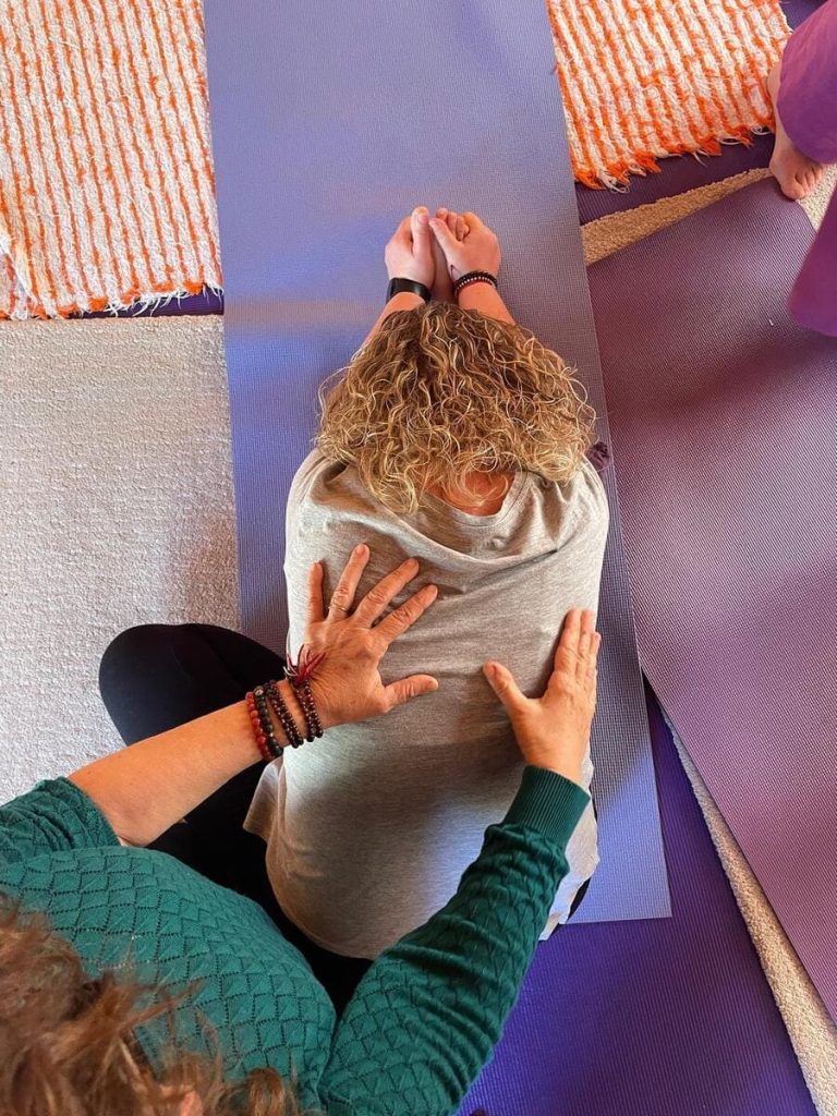 Sesiones de Yoga Terapéutico Individual en Altea